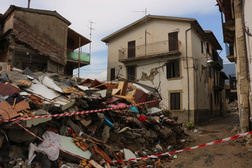 Les capucins : après le tremblement de terre